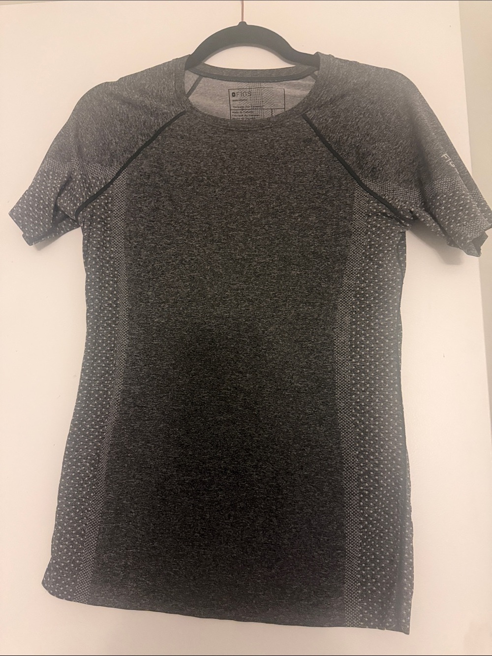 FIGS Women's Dark Gray Seamless Short Sleeve Top